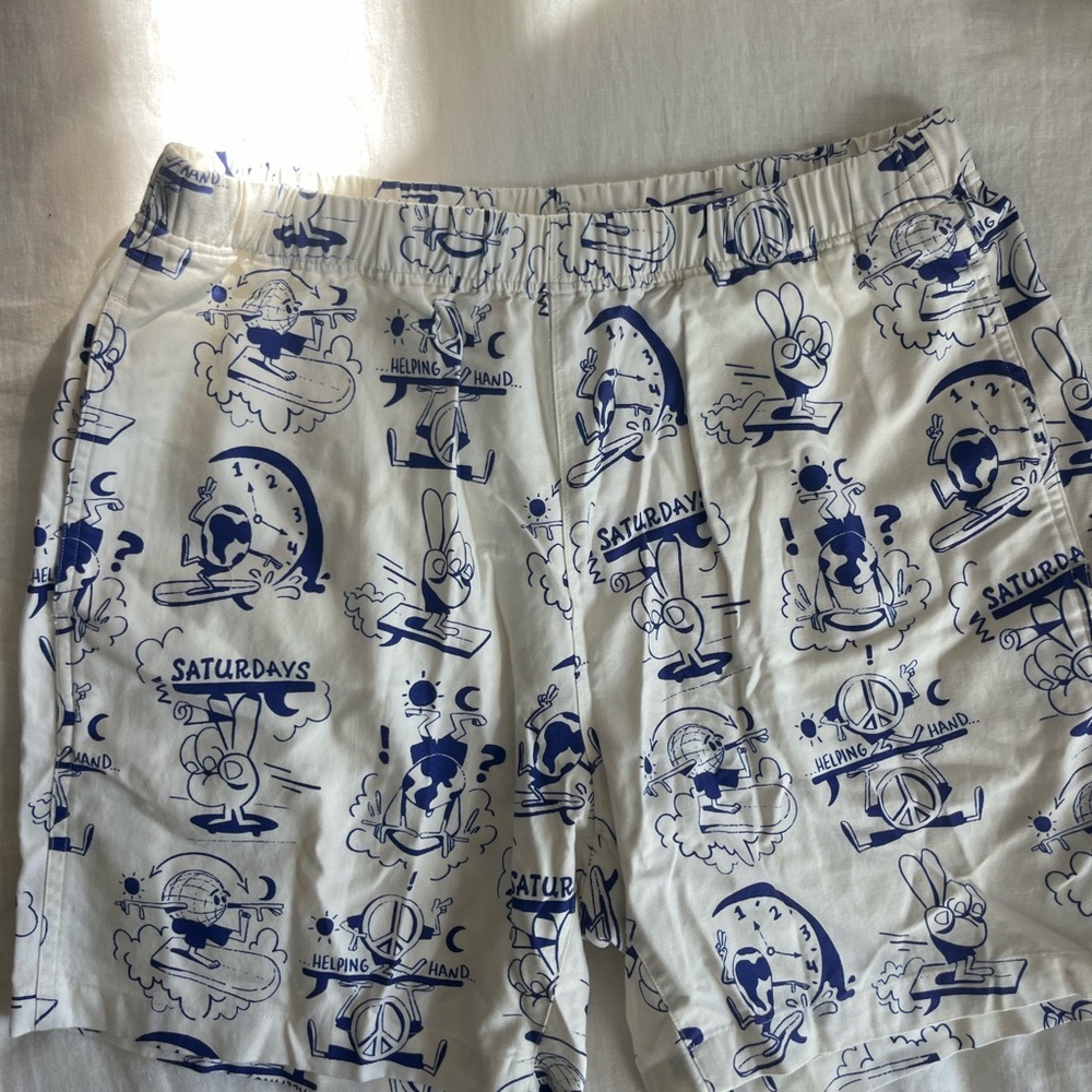 Men's White and Blue Cartoon Print Shorts